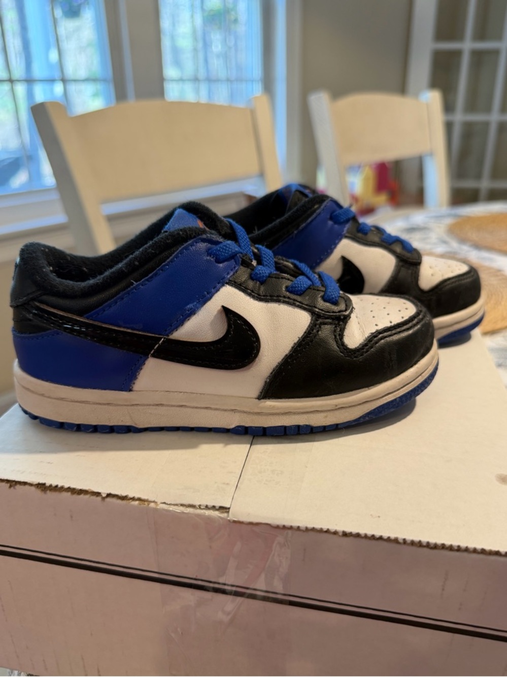 Nike Kids Low-Top Sneakers in Blue/Black/White